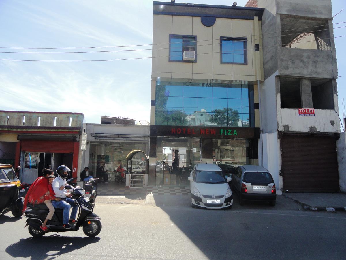 ג'אמו Oyo 12976 Hotel New Fiza מראה חיצוני תמונה