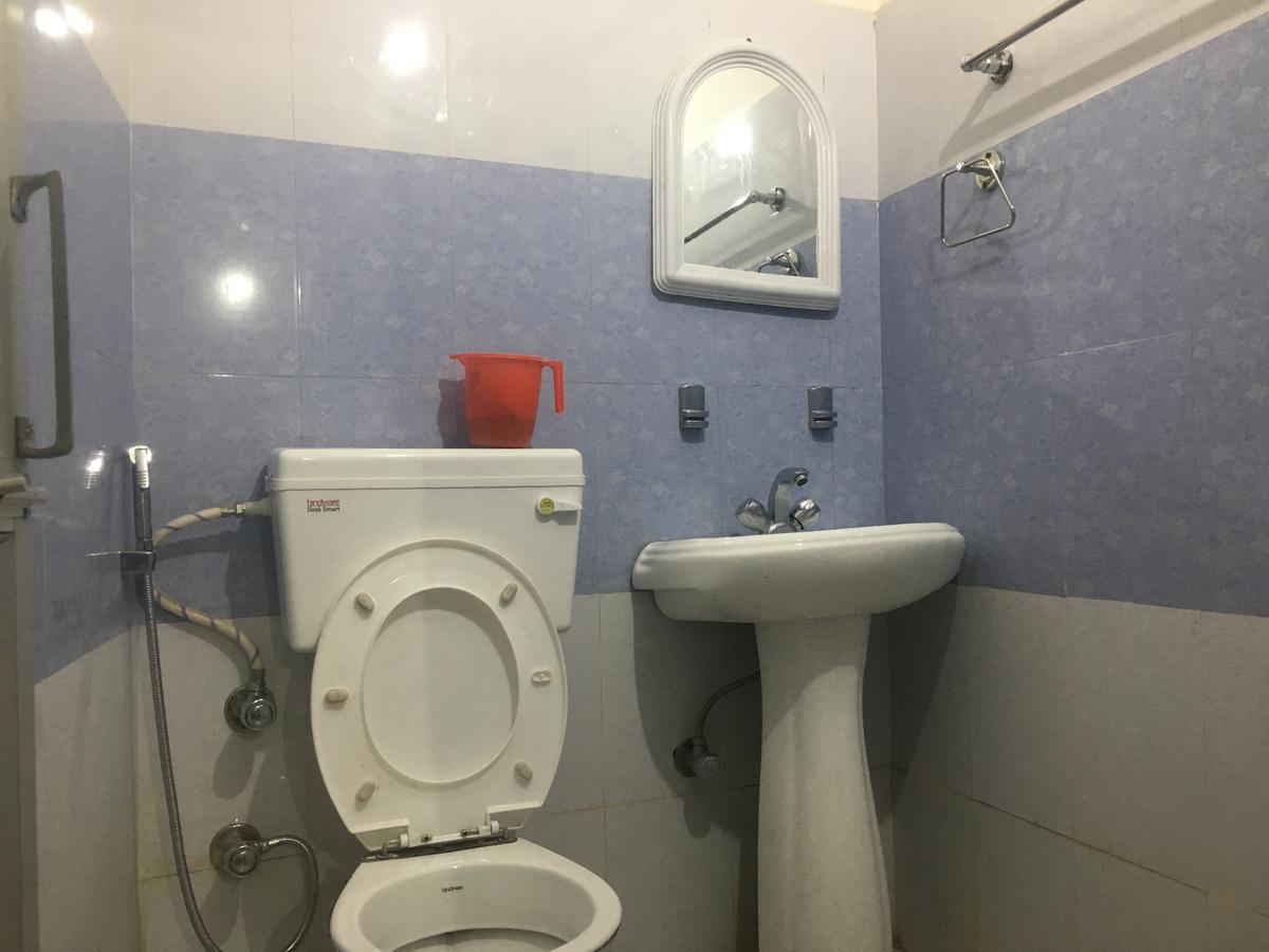 ג'אמו Oyo 12976 Hotel New Fiza מראה חיצוני תמונה