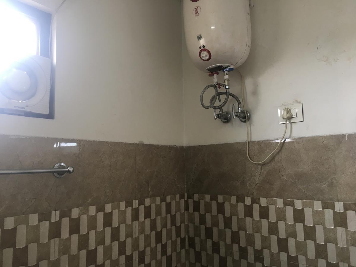 ג'אמו Oyo 12976 Hotel New Fiza מראה חיצוני תמונה
