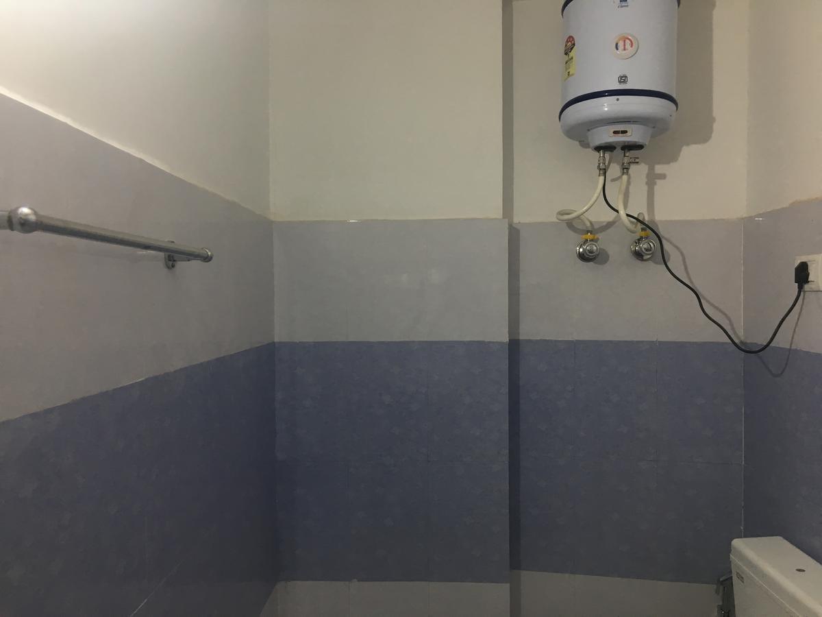 ג'אמו Oyo 12976 Hotel New Fiza מראה חיצוני תמונה