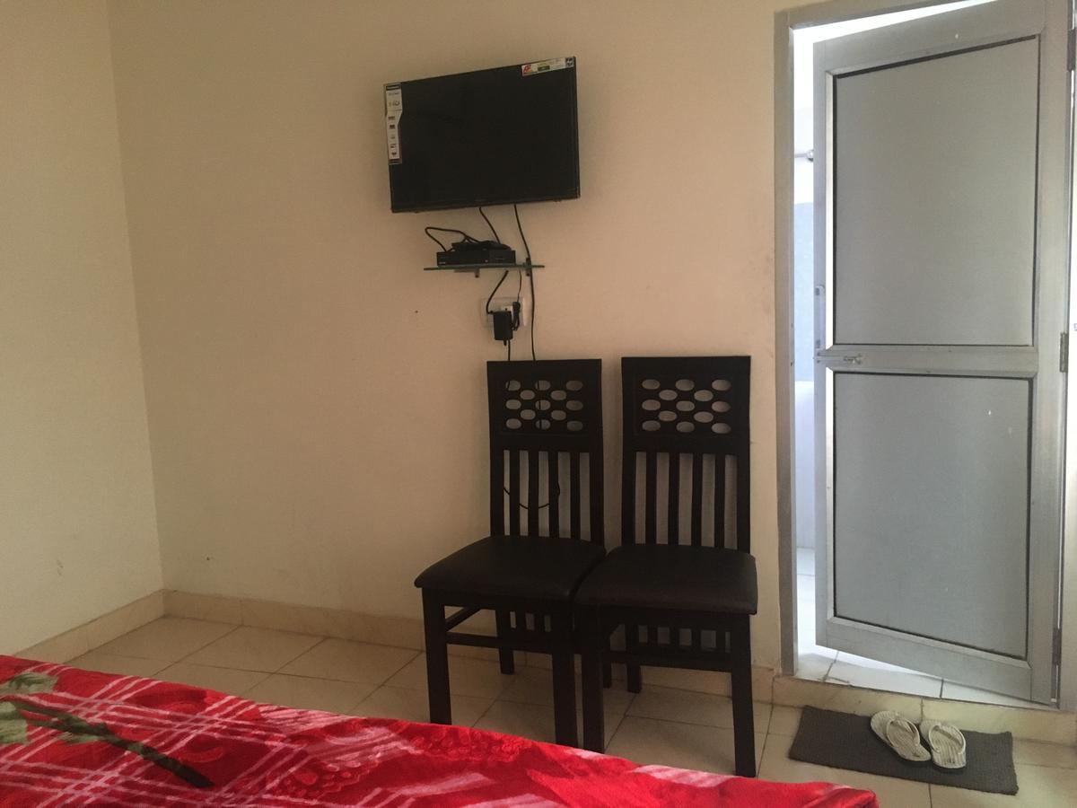 ג'אמו Oyo 12976 Hotel New Fiza מראה חיצוני תמונה