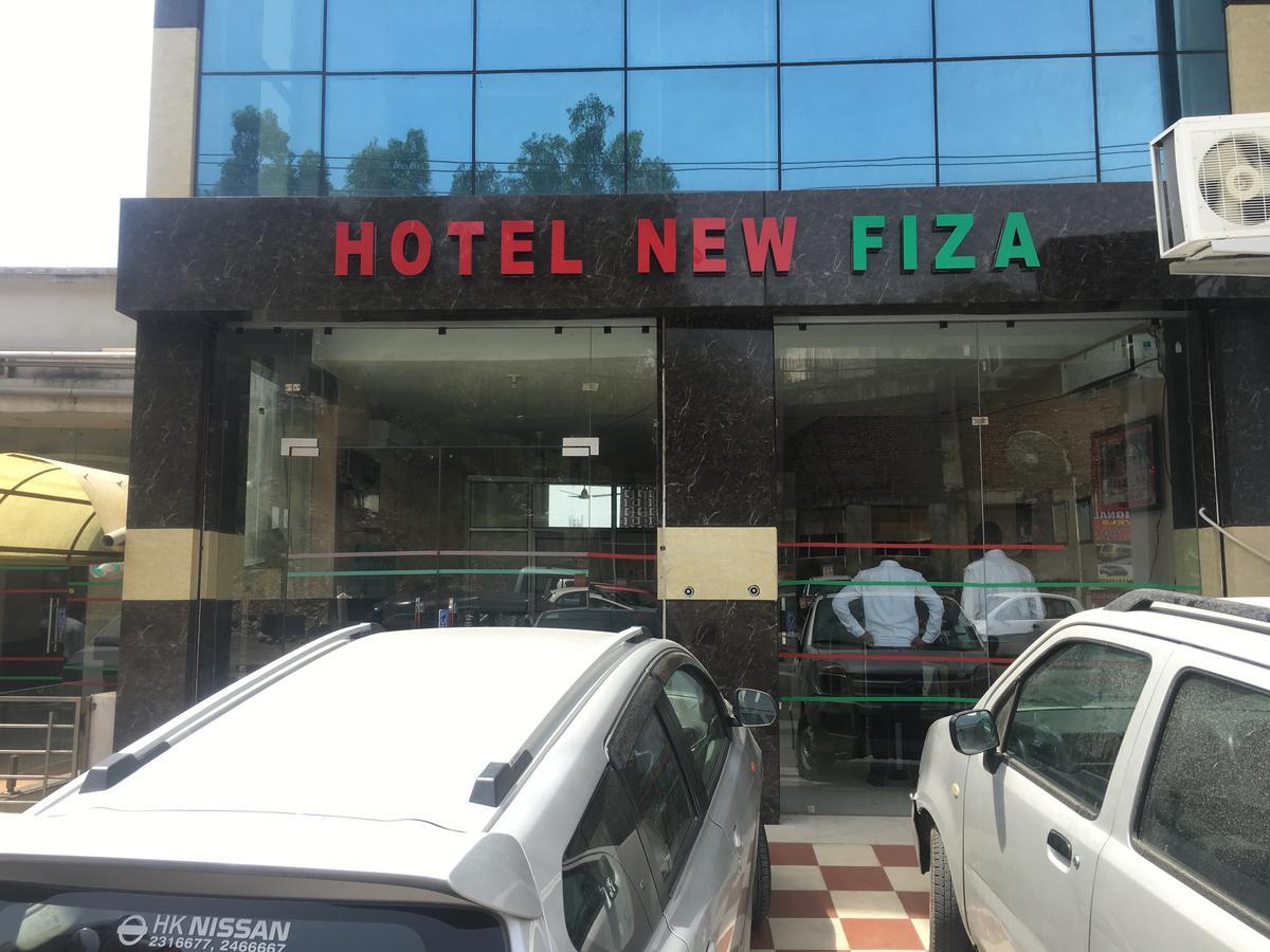 ג'אמו Oyo 12976 Hotel New Fiza מראה חיצוני תמונה