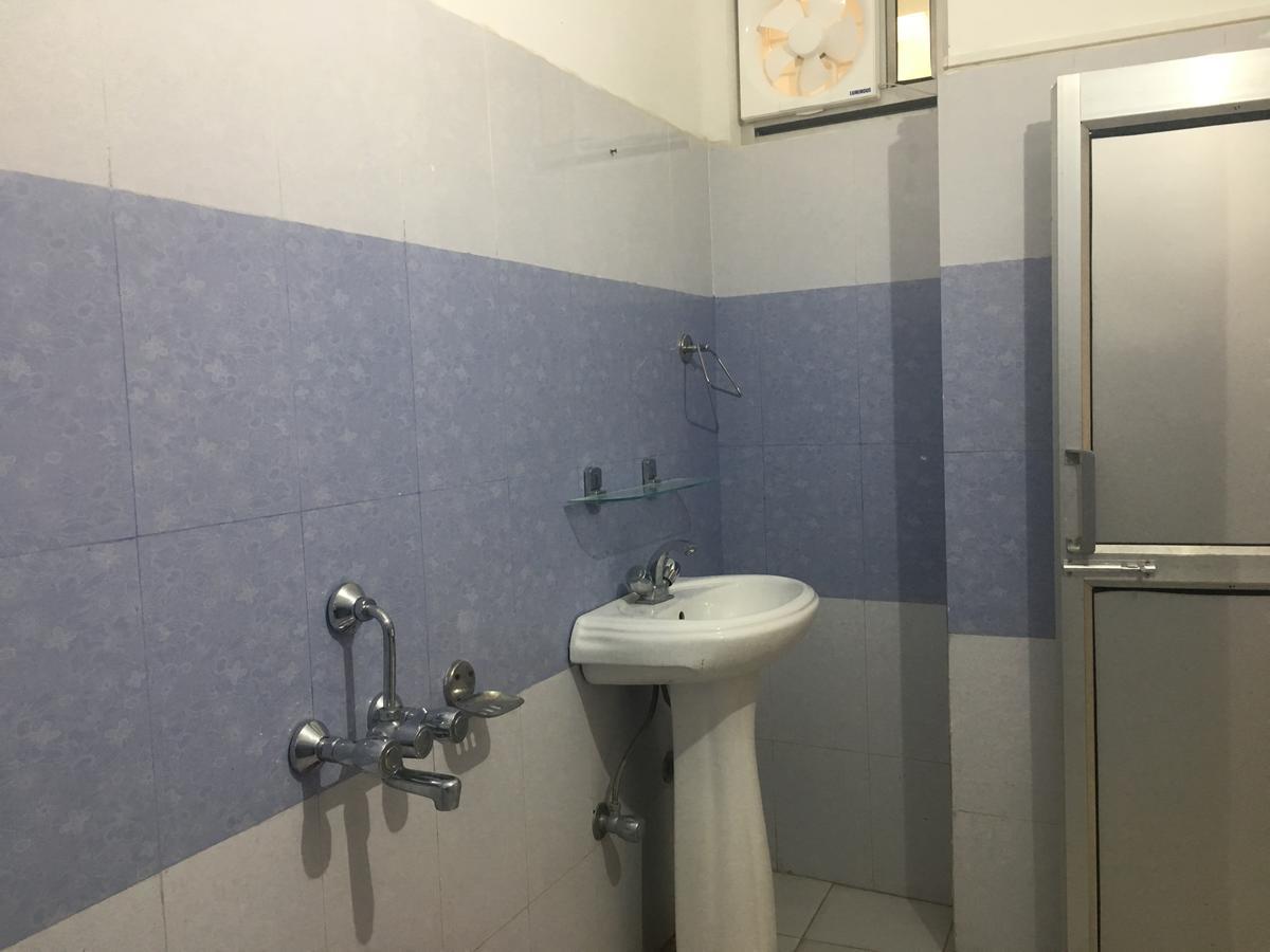 ג'אמו Oyo 12976 Hotel New Fiza מראה חיצוני תמונה