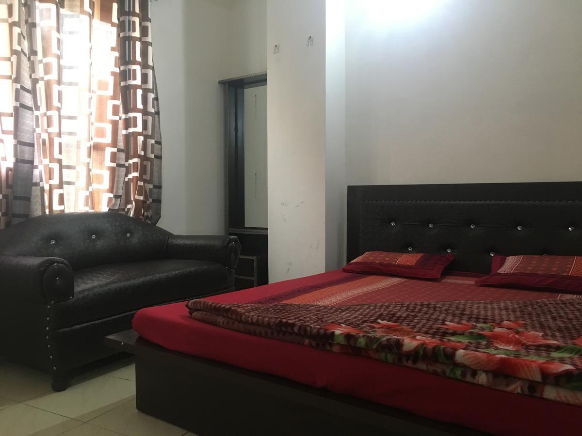 ג'אמו Oyo 12976 Hotel New Fiza מראה חיצוני תמונה